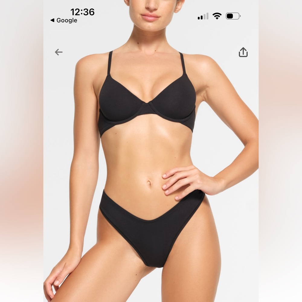 NWT SKIMS Cotton Jersey T Shirt Bra in Soot Size 32B (Soot bra only)